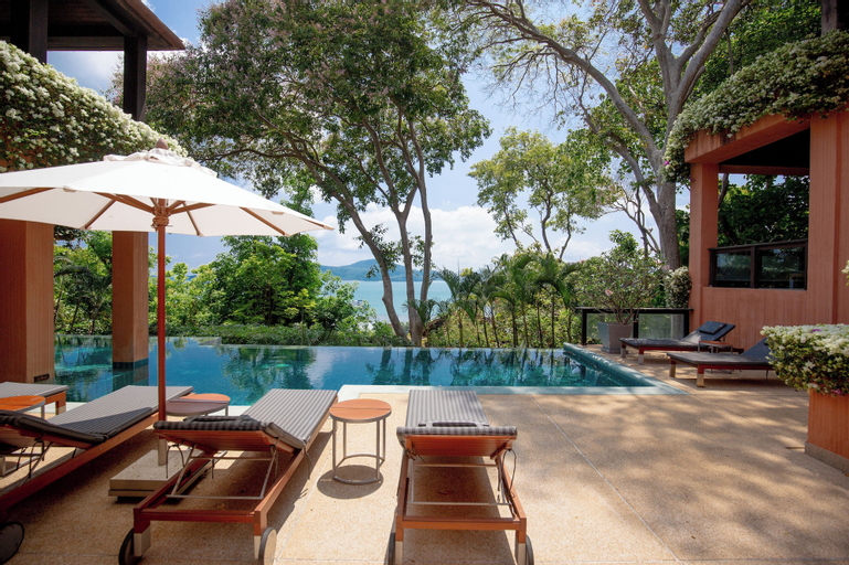 Swimming Pool 11