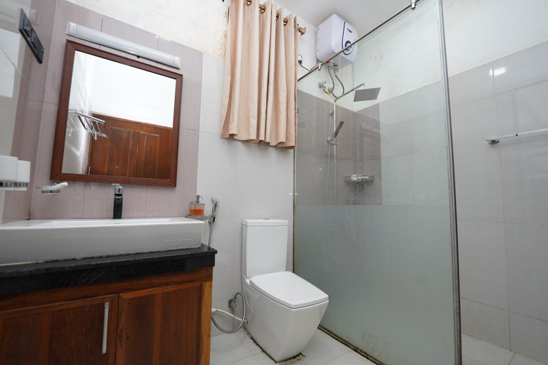 Others 3, Jaruv Royal Residencies, Kesbewa