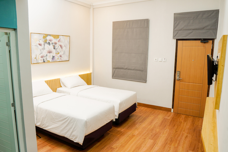 Ardiana Suite Hotel By Sajiwa Room Type - Cozzy Twin