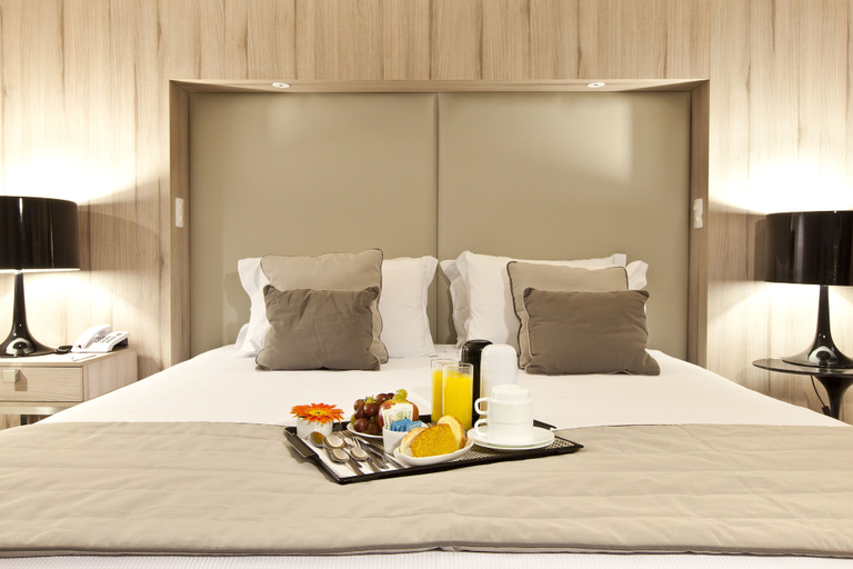 Bedroom 16