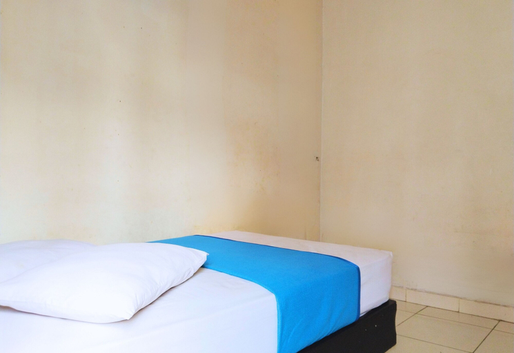 Bedroom 3, Hotel New Sabrina (permanently closed), Bogor