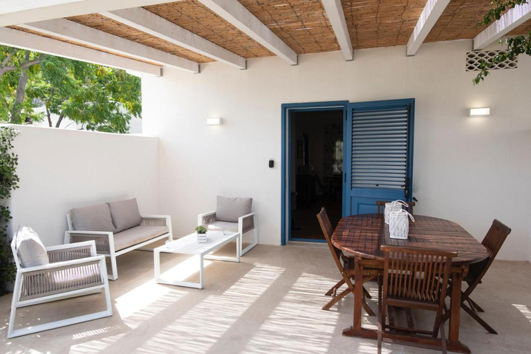 Others 4, Villa Blumarine sul mare, Trapani