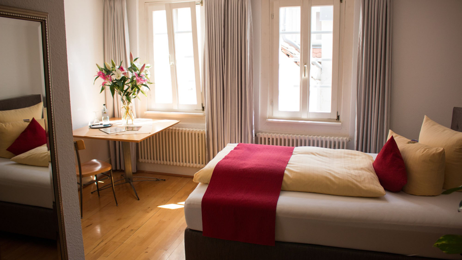 Bedroom 3, Goldener Falke, Heidelberg