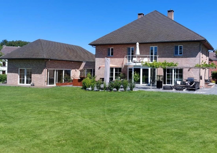 Others 3, Sherlock's Home - Guest House, Namur