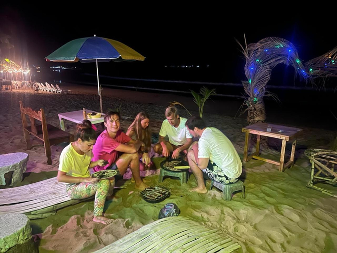 Food & Drinks 4, 8 Star Paradise, El Nido