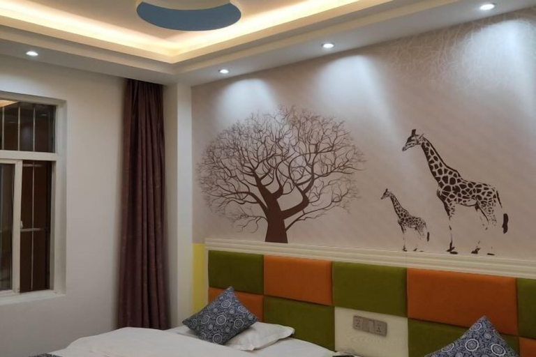 Bedroom 3, Xuanwei Yuantong Hotel, Qujing