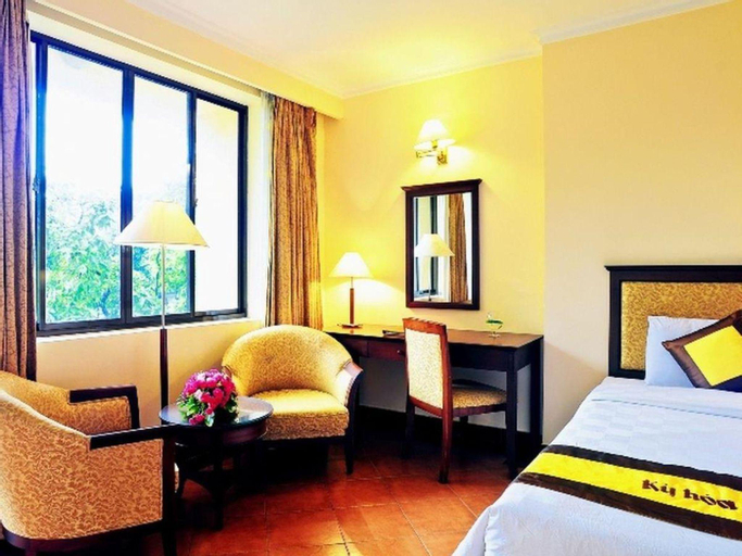 Bedroom 9