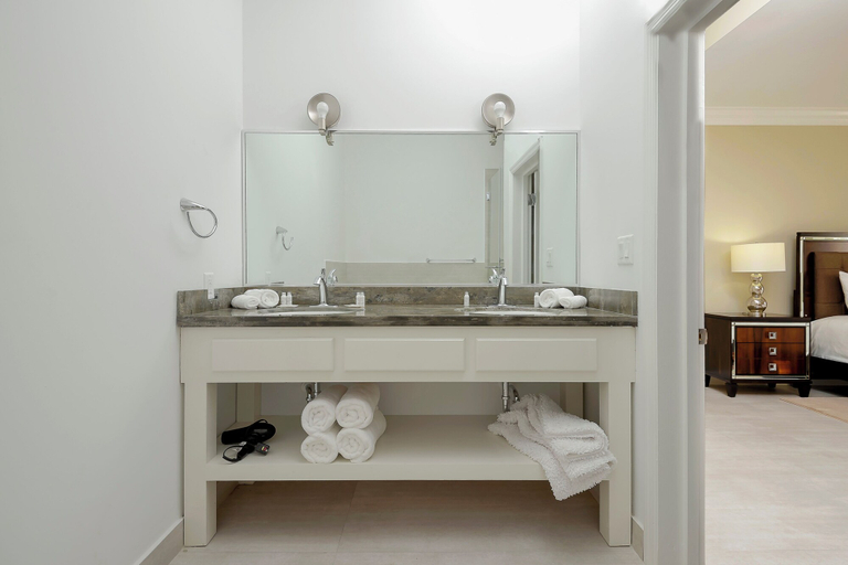 Bathroom 3, Silk Cotton Villas