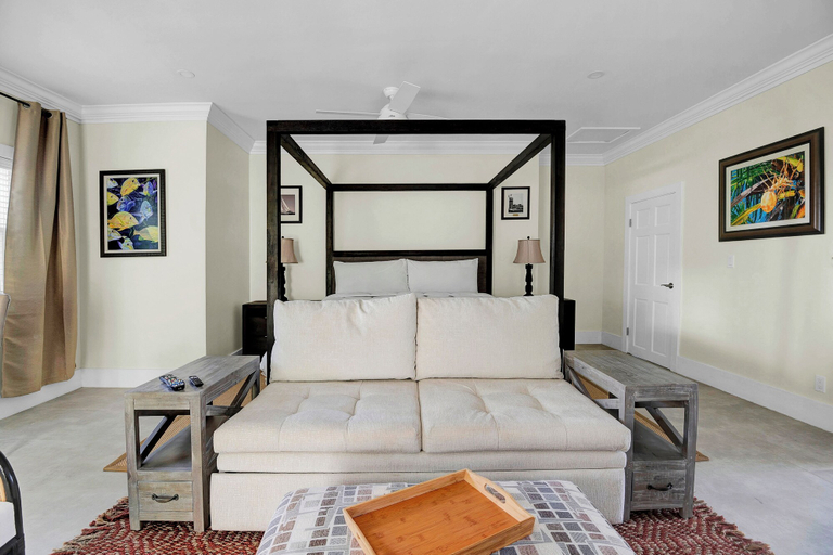 Others 4, Silk Cotton Villas