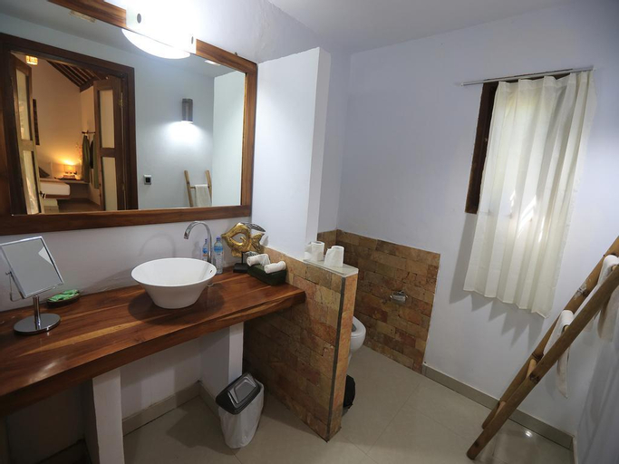 Bathroom 3