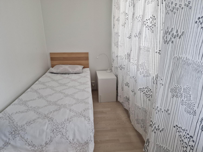Bedroom 2, Beautiful Modern City Apartment, North Savonia