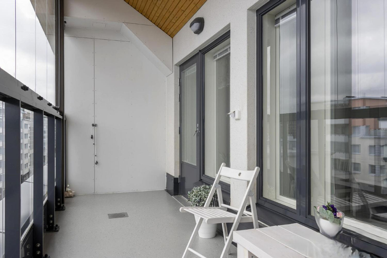 Exterior & Views 5, Beautiful Modern City Apartment, North Savonia