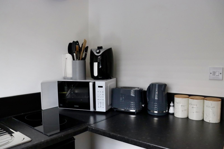 Others 5, Premium 2 Guest House, Coventry