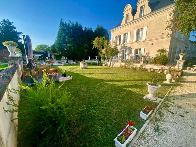 Others 5, Le Grand Berger Chambres D'Hotes, Charente