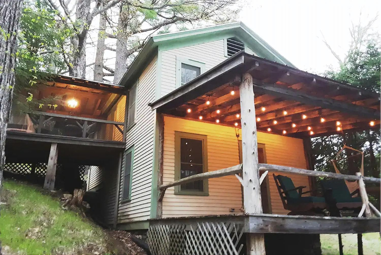 Others 4, Adirondack Cottage Retreat, Essex