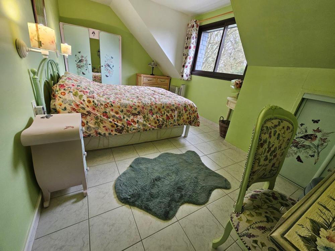 Bedroom 2, Le Domaine des Sources, Morbihan