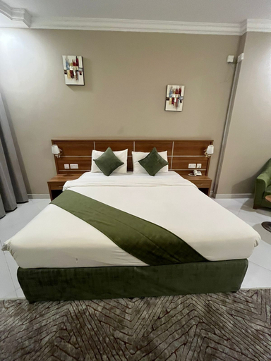 Bedroom 2, Muscat Hills Hotel, Seeb
