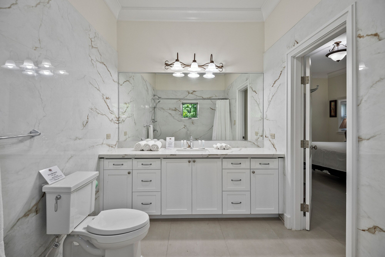 Bathroom 3, Silk Cotton Villas
