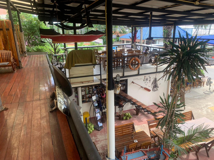 Others 4, Pirates Terrace, Pathiu