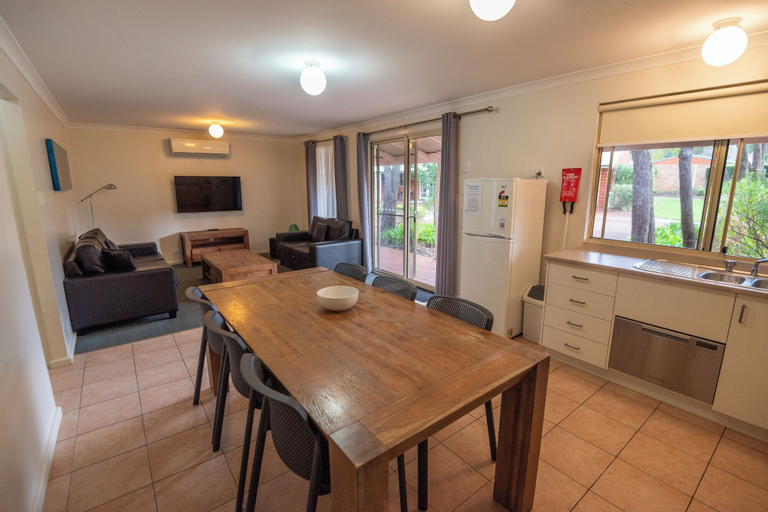 Dining Room 17
