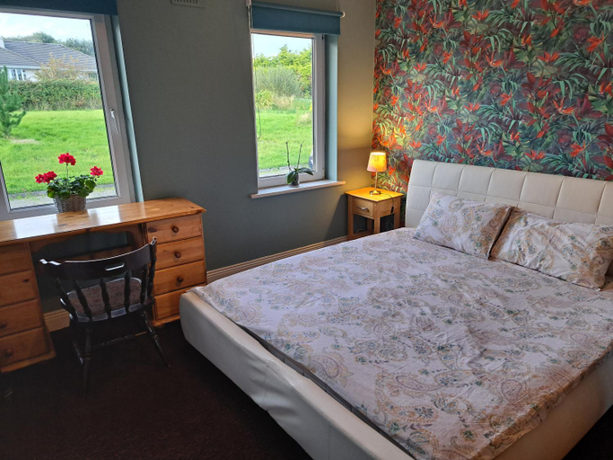Others 4, Mountain Widok Accommodation Only
