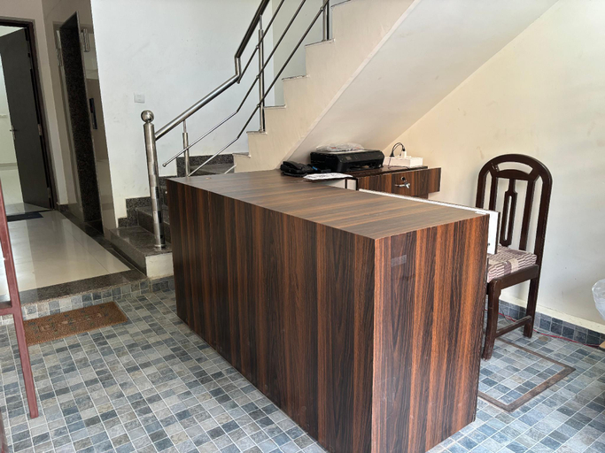 Others 5, The Bunglo (Villa), Kaushambi