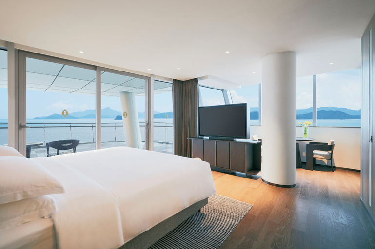 Bedroom 25