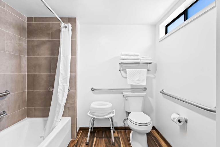 Bathroom 29