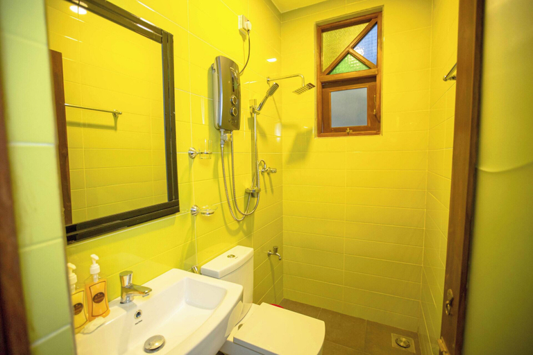 Bathroom 4, Arcadia Resort, Hikkaduwa