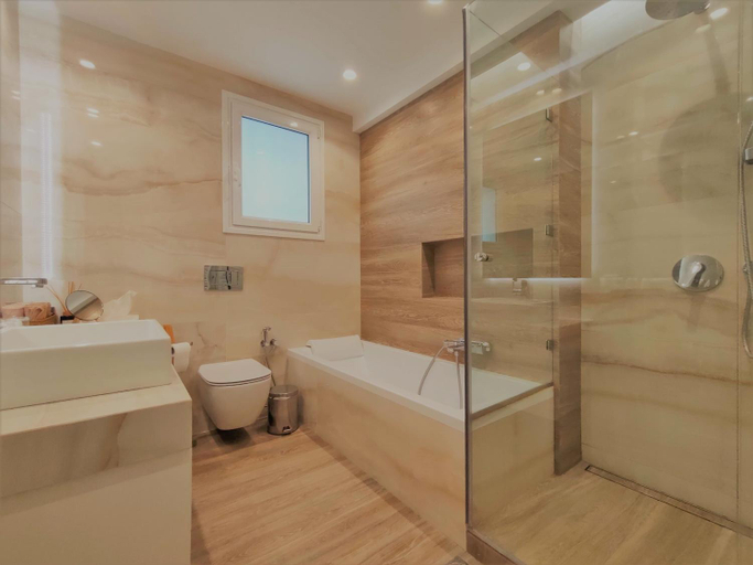 Bathroom 2, Luxury Garden Apartment Glyfada, Attica