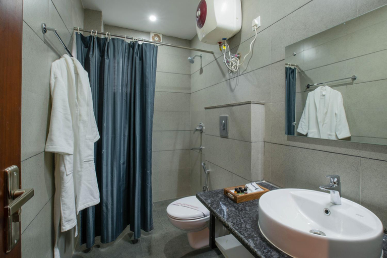 Bathroom, The Namah Retreat By PerfectStayz, Shimla