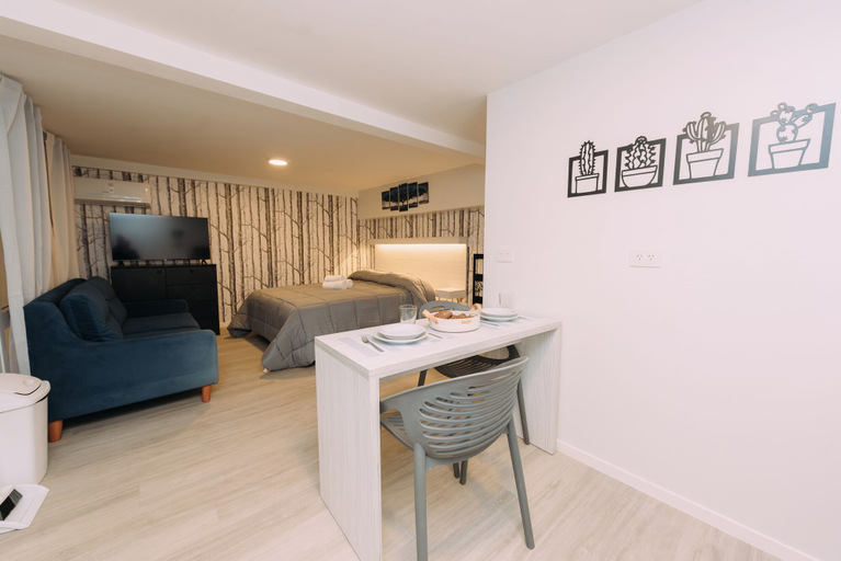Others 5, Maison Work & Travel 5 - Palermo, Distrito Federal