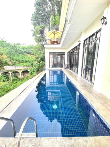 Sport & Beauty 1, Fullhouse at Villa Heinbill Pinus View, Malang