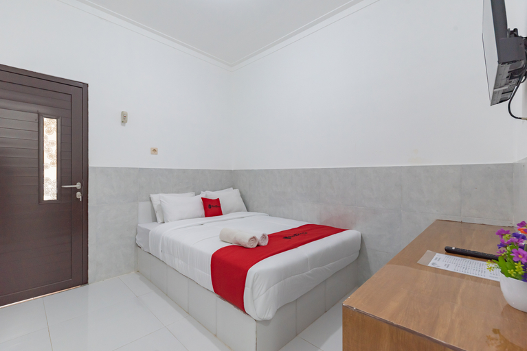 Others 5, RedDoorz @ Kedawung Aurel Cirebon, Cirebon
