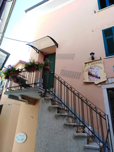 L ' CANTON B & B, Massa Carrara