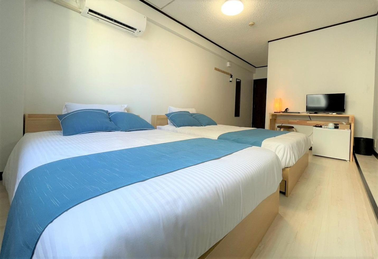 Bedroom 2, Portside Stay 石垣島 離島ターミナル徒歩3分 バスターミナル前 室内リニューアル, Ishigaki