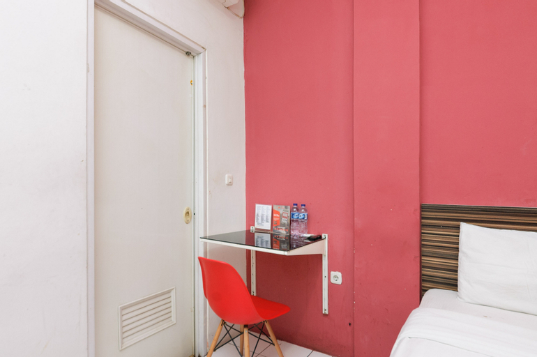 Bedroom 16