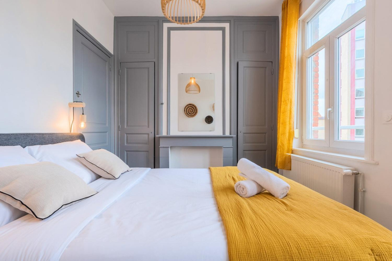 Others 2, 4-bedroom house centre, near the metro + car park, Nord
