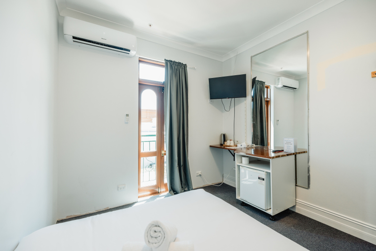 Bedroom 14
