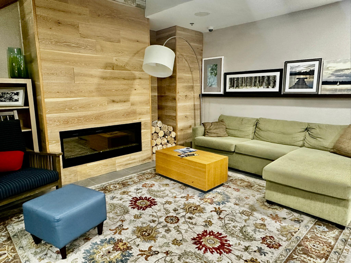 Public Area 2, Radiant Inn & Suites, Rutherford