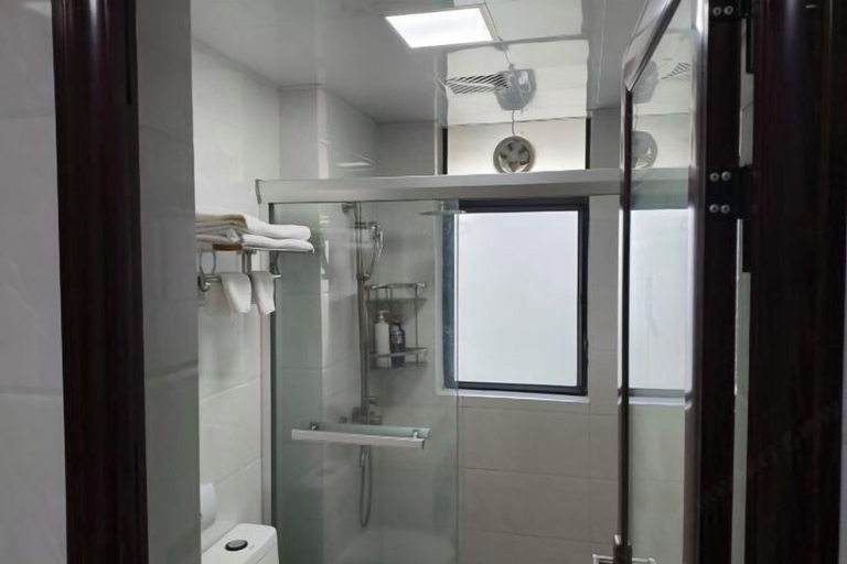Bathroom 4, Enping Jinjiang International New Town Apartment, Jiangmen