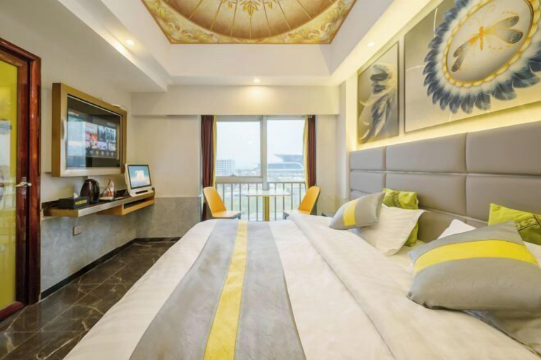 Bedroom 3, Bandao Holiday Hotel, Changde