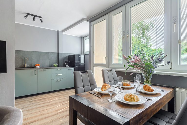 Others 4, Apartament Gierymskiego, Warsaw
