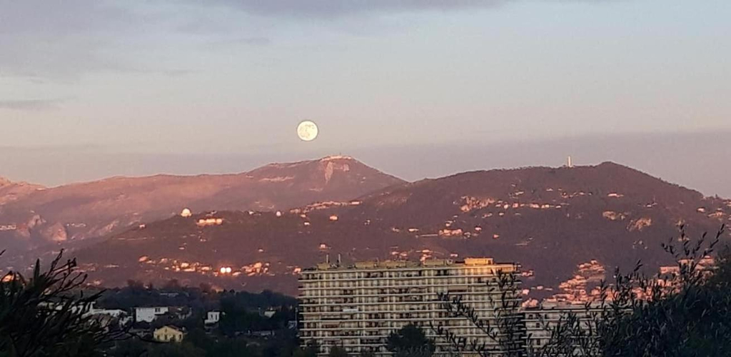 Others 3, Chez Roland, Alpes-Maritimes