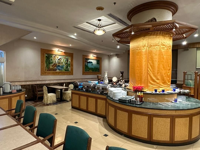 Food & Drinks 2, The Paramount Hotel, Sibu