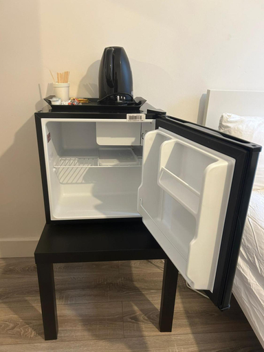 Others 3, Lovely Double Rooms in Euston & Square in Central London, London