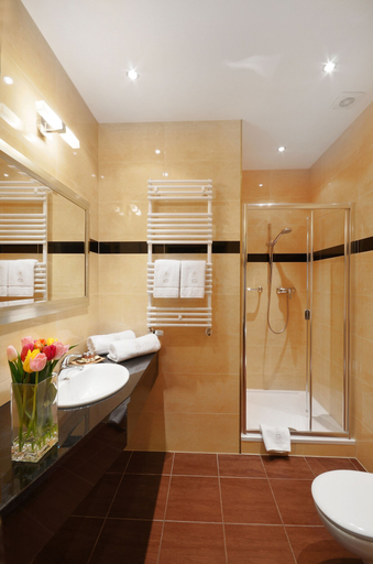 Bathroom 5, Hotel Wolne Miasto, Gdańsk City