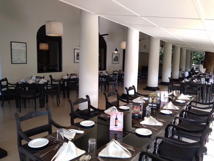 Food & Drinks 2, Heritage Ambepussa Hotel, Warakapola