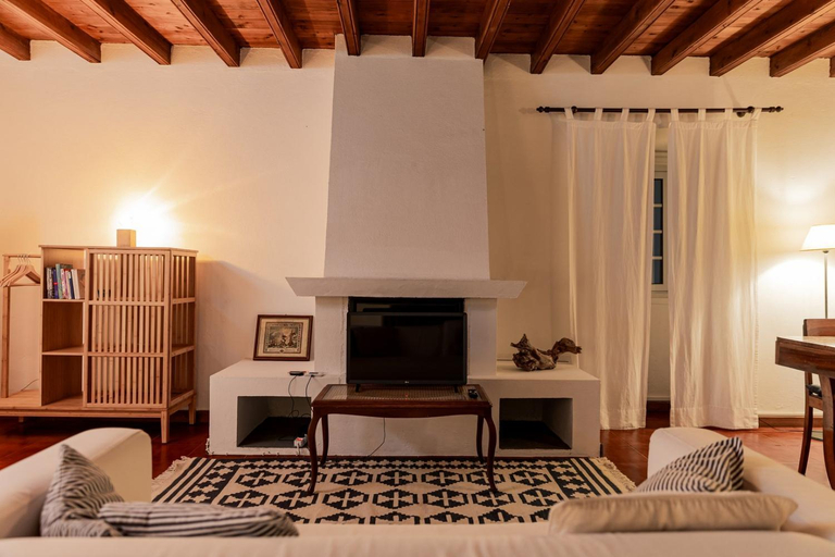 Others 3, WelcomeBuddy - Traumgarten Rustic House (Sunset), Ponta Delgada