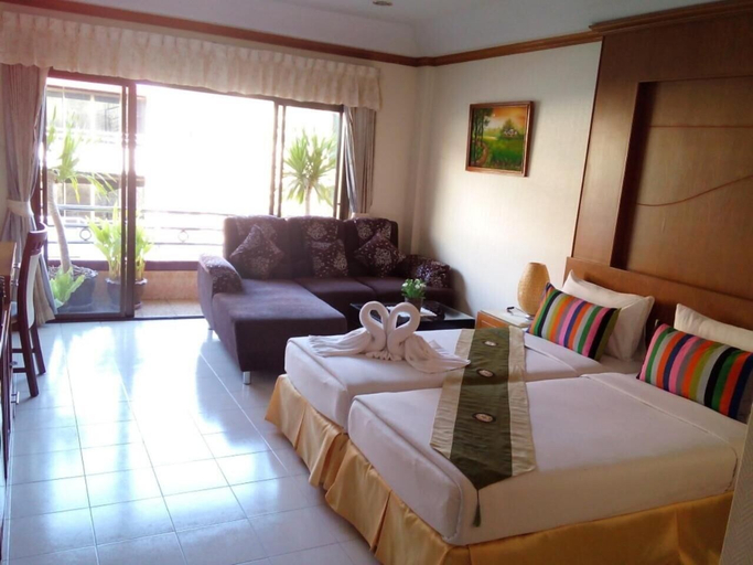 Bedroom 3, Seaview Sriracha Hotel, Si Racha